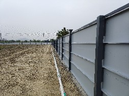 裝配式鋼圍擋價(jià)格多少錢一平米？【旭東鋼構(gòu)圍擋】